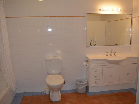 Villa 125 'Horizons' 5 Horizons Drive - Holiday Sunshine Coast 3