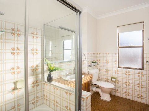 Villa Bianca 10 Opposite The Tanks - Sunshine Coast Tourism 1