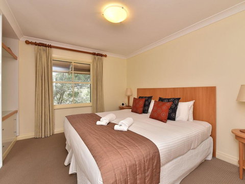 Villa Executive 2br Shiraz Resort Condo Located Within Cypress Lakes Resort (nothing Is More Central) - Holiday Sunshine Coast 2