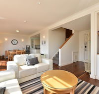 Villa Executive 2br Viti Resort Condo located within Cypress Lakes Resort nothing is more central - Holiday Sunshine Coast