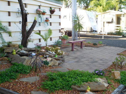 Villa Holiday Park - Sunshine Coast Tourism 0