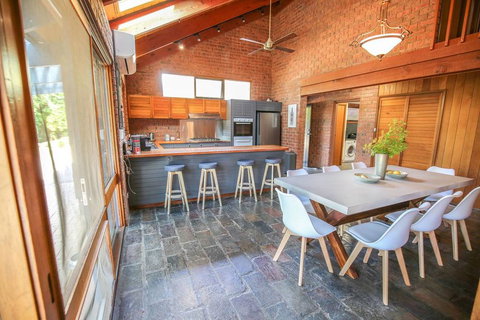 Villa Nord - Sunshine Coast Tourism 0