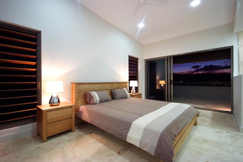 Villa One On Murphy - Luxury Holiday Villa - Sunshine Coast Tourism 2