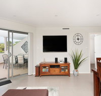 Villa Serene  Fingal Bay - Sunshine Coast Tourism