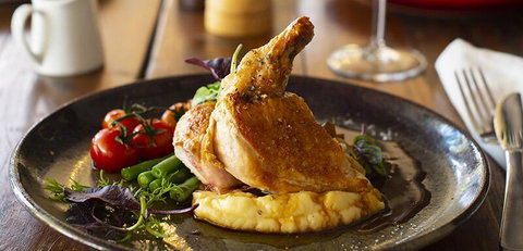 Villa Spa Executive 1br Burgundy Resort Condo Located Within Cypress Lakes Resort (nothing Is More Central) - Holiday Sunshine Coast 1