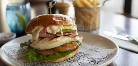 Villa Spa Executive 1br Champagne Resort Condo Located Within Cypress Lakes Resort (nothing Is More Central) - Sunshine Coast Tourism 3