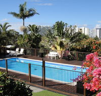 Villa with Views  Pool - Holiday Sunshine Coast