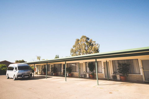 Vineland Motel Mildura - Sunshine Coast Tourism 0