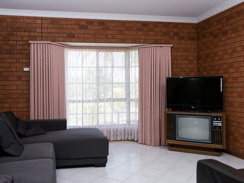 Vineyard Retreat Mildura - Sunshine Coast Tourism 1