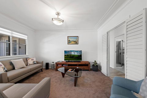 Viola House - Sunshine Coast Tourism 3
