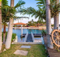 Vista del Mare - 81 Witonga Drive Yamba Family home on water. - Holiday Sunshine Coast