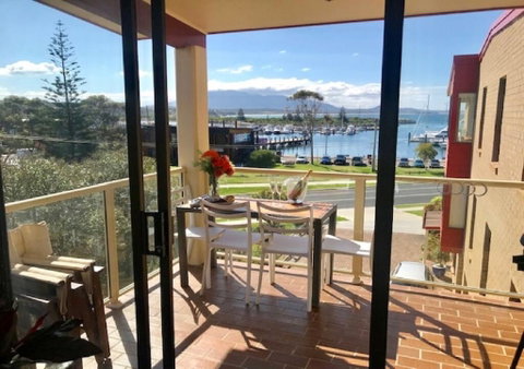 Vista Marina Penthouse #6 - Sunshine Coast Tourism 1