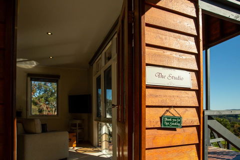 Vivere Retreat - Holiday Sunshine Coast 2