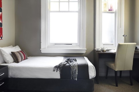 Vulcan Hotel Sydney - Holiday Sunshine Coast 2