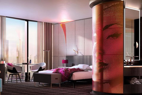 W Melbourne - Sunshine Coast Tourism 0