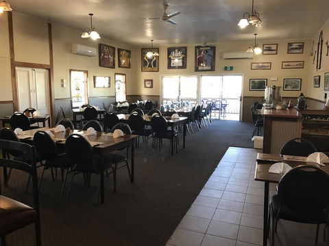 Wagon Wheel Motel - Sunshine Coast Tourism 1