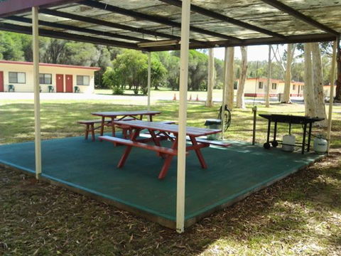 Wagon Wheel Motel & Units - Holiday Sunshine Coast 2