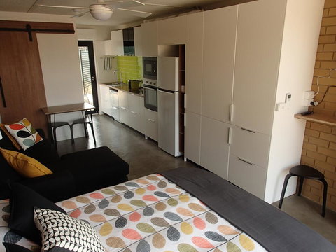 Wahgunyah Motel - Sunshine Coast Tourism 0