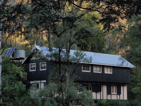 Walhalla Coach House - Sunshine Coast Tourism 0