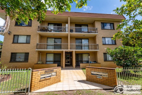 Walk To Surf Beach, Club And Shops - Sands Court Boyd St, Woorim - Sunshine Coast Tourism 0