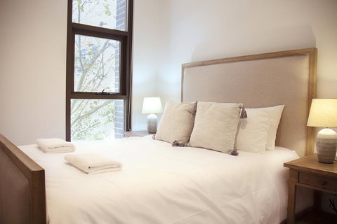 Walking To Darling Harbour, Townhall, QVB,ICC. - Holiday Sunshine Coast 3