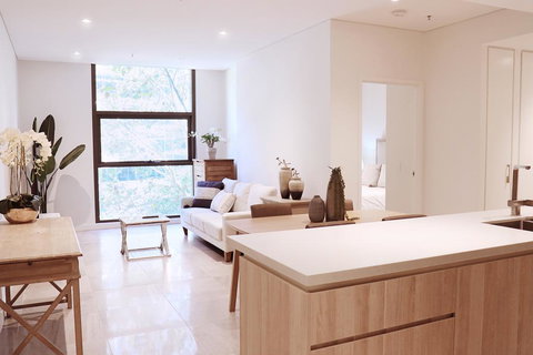 Walking To Darling Harbour, Townhall, QVB,ICC. - Holiday Sunshine Coast 2