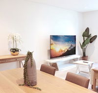 Walking to Darling Harbour Townhall QVBICC. - Sunshine Coast Tourism