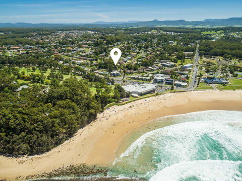 Wallace Street 18 - Linen Included Walk To Beach And Golf Club - Holiday Sunshine Coast 0