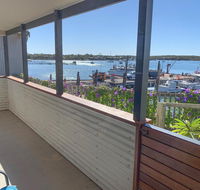 Walshys Shack - Holiday Sunshine Coast