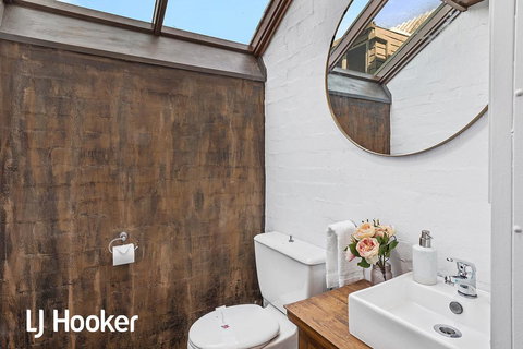 Wanda Waterview - Tranquil Treetop Surrounds - Sunshine Coast Tourism 1