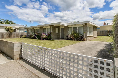 Wander On Bulmer - Sunshine Coast Tourism 3
