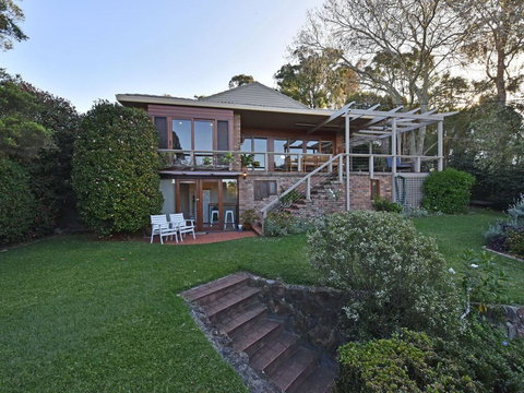 Wangi Waterfront Delight 4br Waterfront Reserve Home - Holiday Sunshine Coast 1