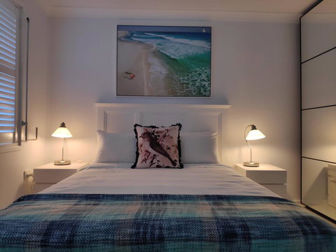 Warilla Sands - Sunshine Coast Tourism 2