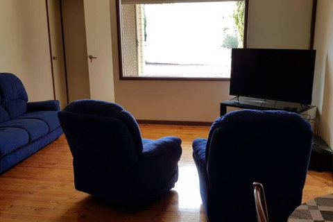 Warmont Apartments Self Contained Home - Holiday Sunshine Coast 3