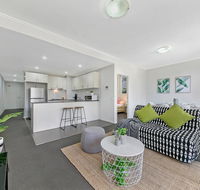 WARRICK FRAM 3 BEDS APT FREE PARKING WALK TO WESTFIELD CLOSE TO HOSPITAL NWF003 - Holiday Sunshine Coast