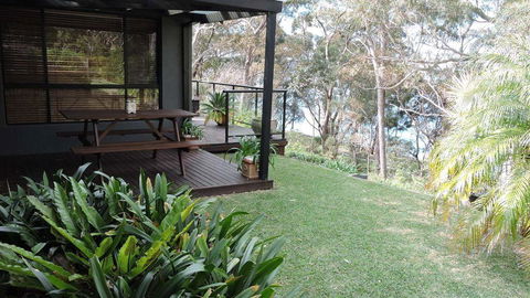 Waterfront Jervis Bay Escape Cooinda - Sunshine Coast Tourism 3