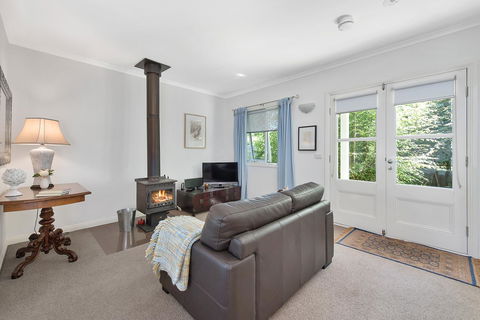 Amelina Cottages - Holiday Sunshine Coast 15