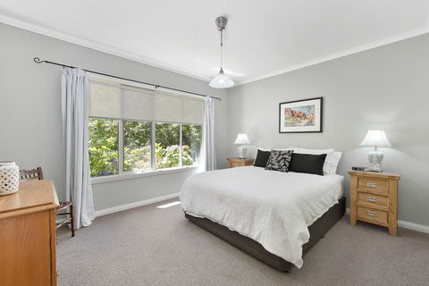 Amelina Cottages - Holiday Sunshine Coast 13