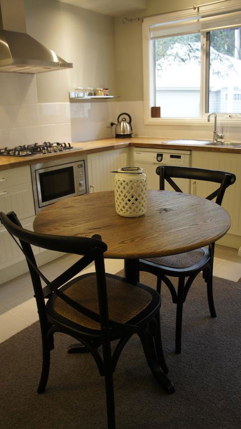 Amelina Cottages - Holiday Sunshine Coast 22