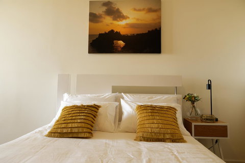 Primrose Apartment Glen Waverley - Holiday Sunshine Coast 4