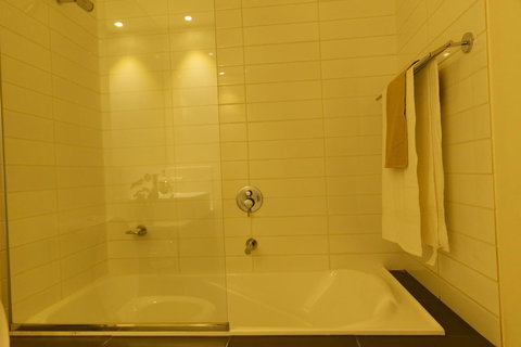 Primrose Apartment Glen Waverley - Holiday Sunshine Coast 8