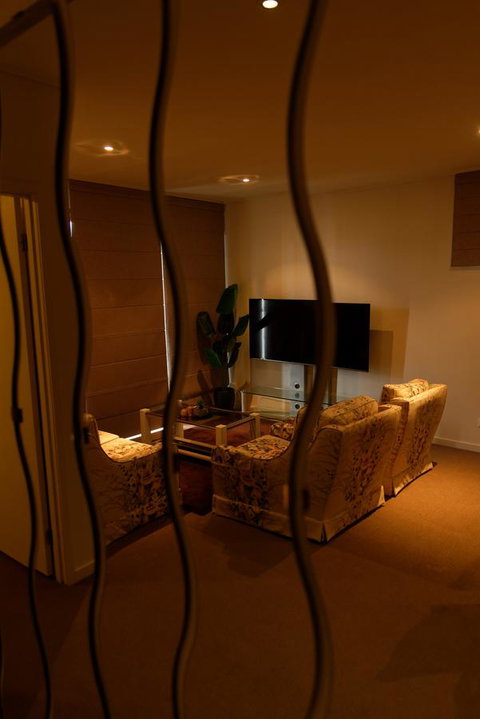 Primrose Apartment Glen Waverley - Holiday Sunshine Coast 11