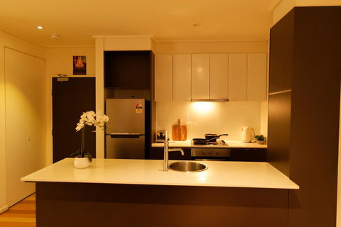 Primrose Apartment Glen Waverley - Holiday Sunshine Coast 12