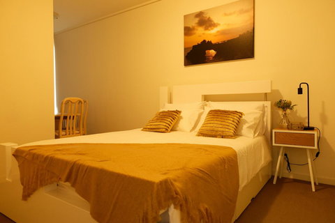 Primrose Apartment Glen Waverley - Holiday Sunshine Coast 2