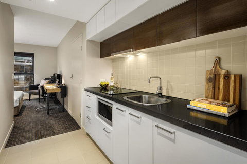 Quest Docklands - Sunshine Coast Tourism 2