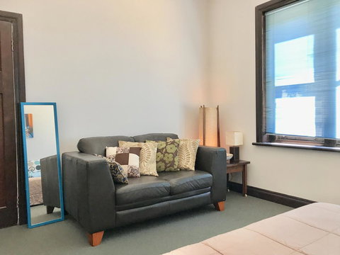 Hillâ€™s Creek Holiday Home - Sunshine Coast Tourism 13