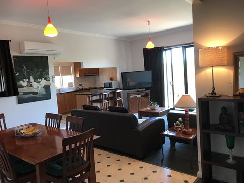 Hillâ€™s Creek Holiday Home - Sunshine Coast Tourism 8