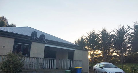 Hillâ€™s Creek Holiday Home - Sunshine Coast Tourism 4