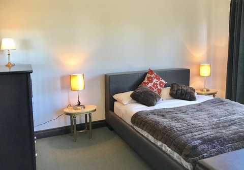 Hillâ€™s Creek Holiday Home - Sunshine Coast Tourism 10