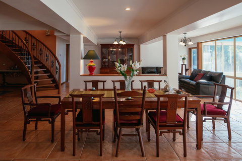 The Dan - Sunshine Coast Tourism 4